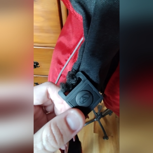 AGV sport armored motorcycle jacket - Picture 7 of 9